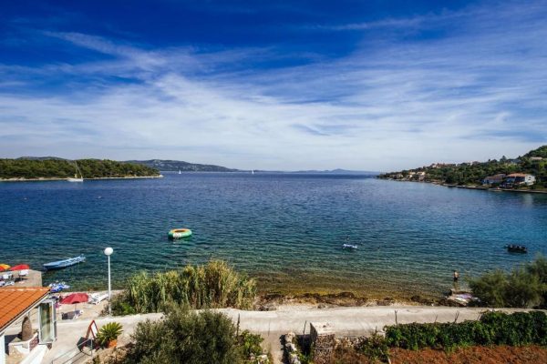 Villa Cortes otok Iž